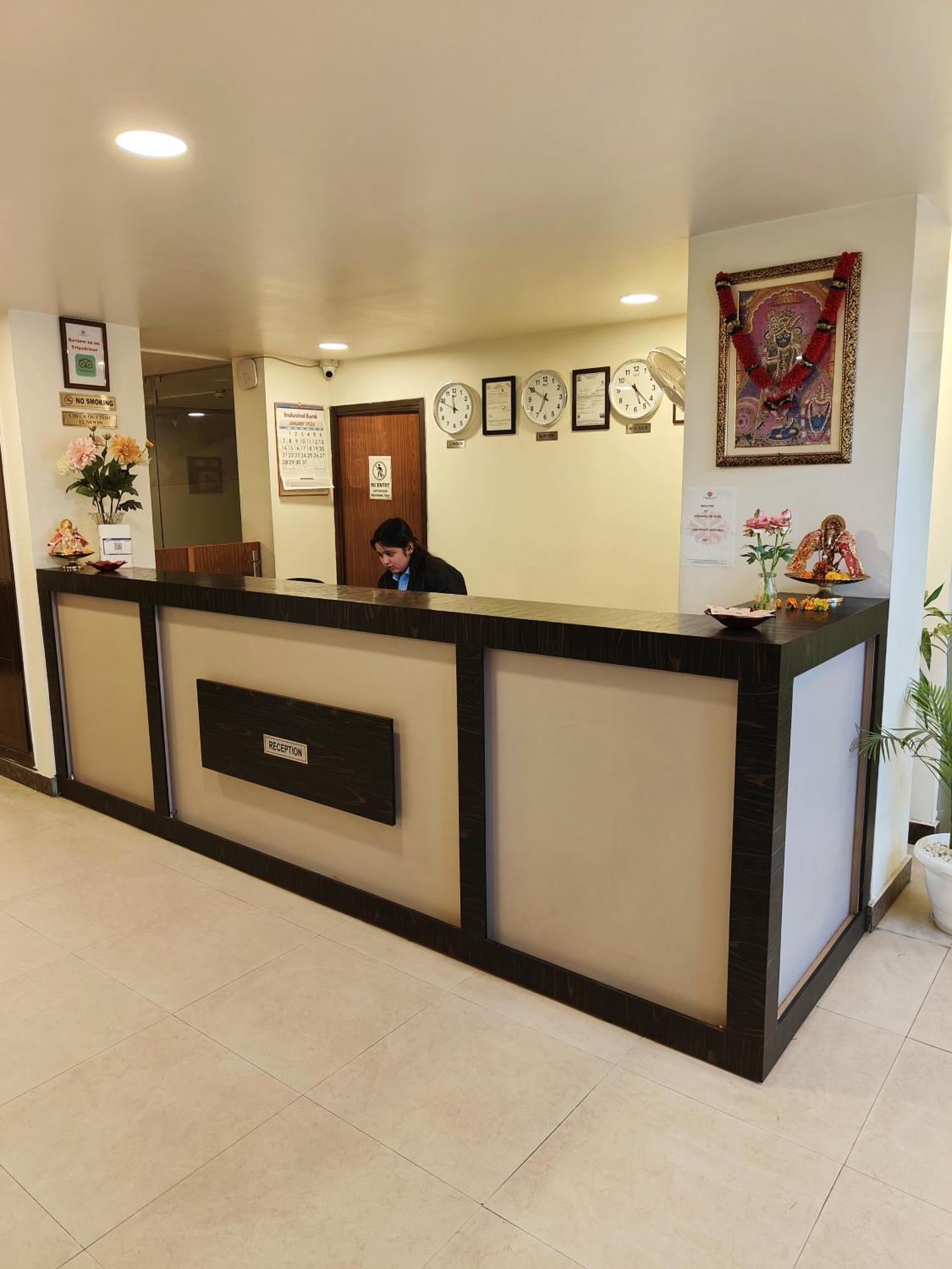 Rosemallow Hotel Yeni Delhi Dış mekan fotoğraf