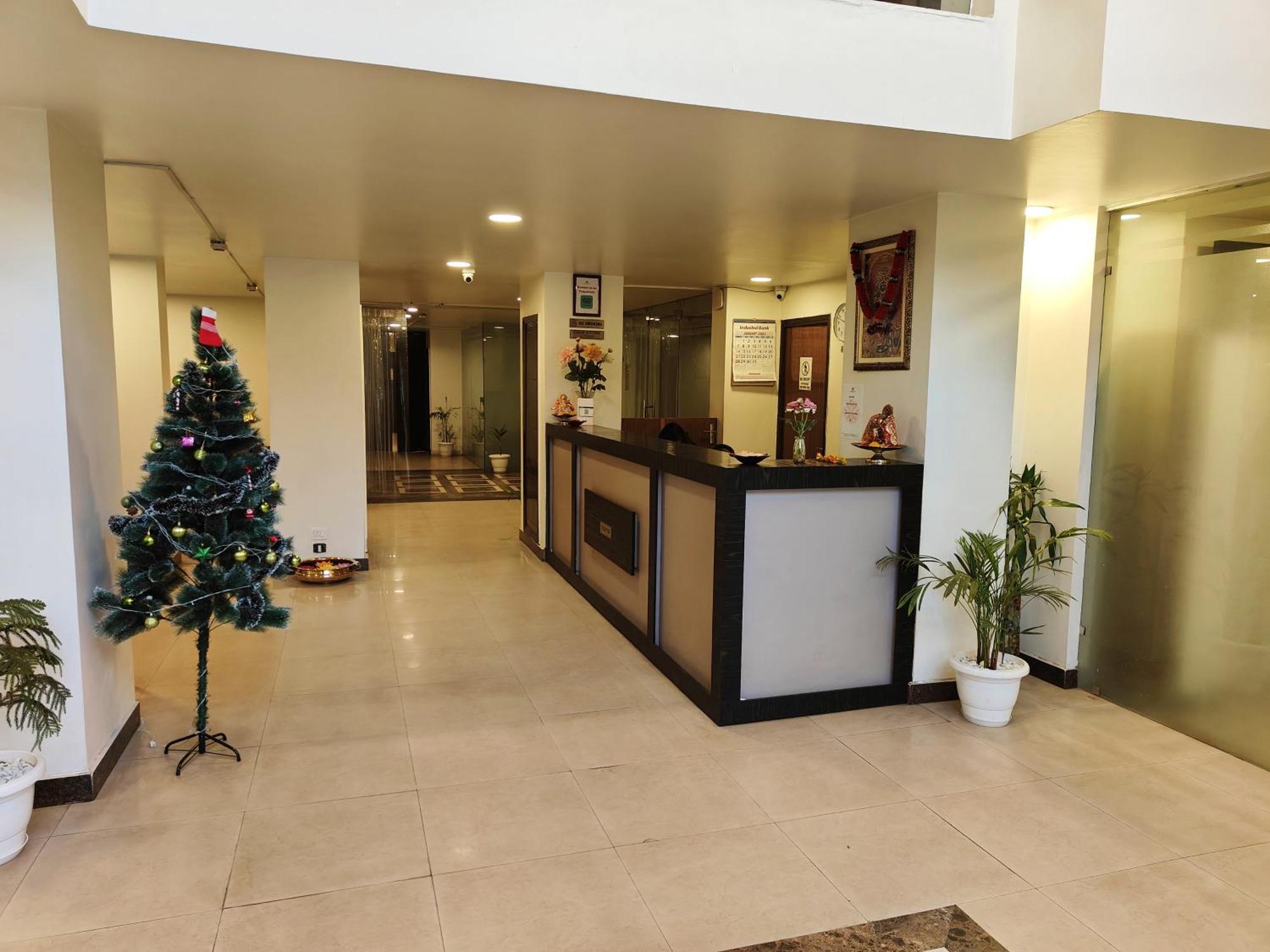 Rosemallow Hotel Yeni Delhi Dış mekan fotoğraf