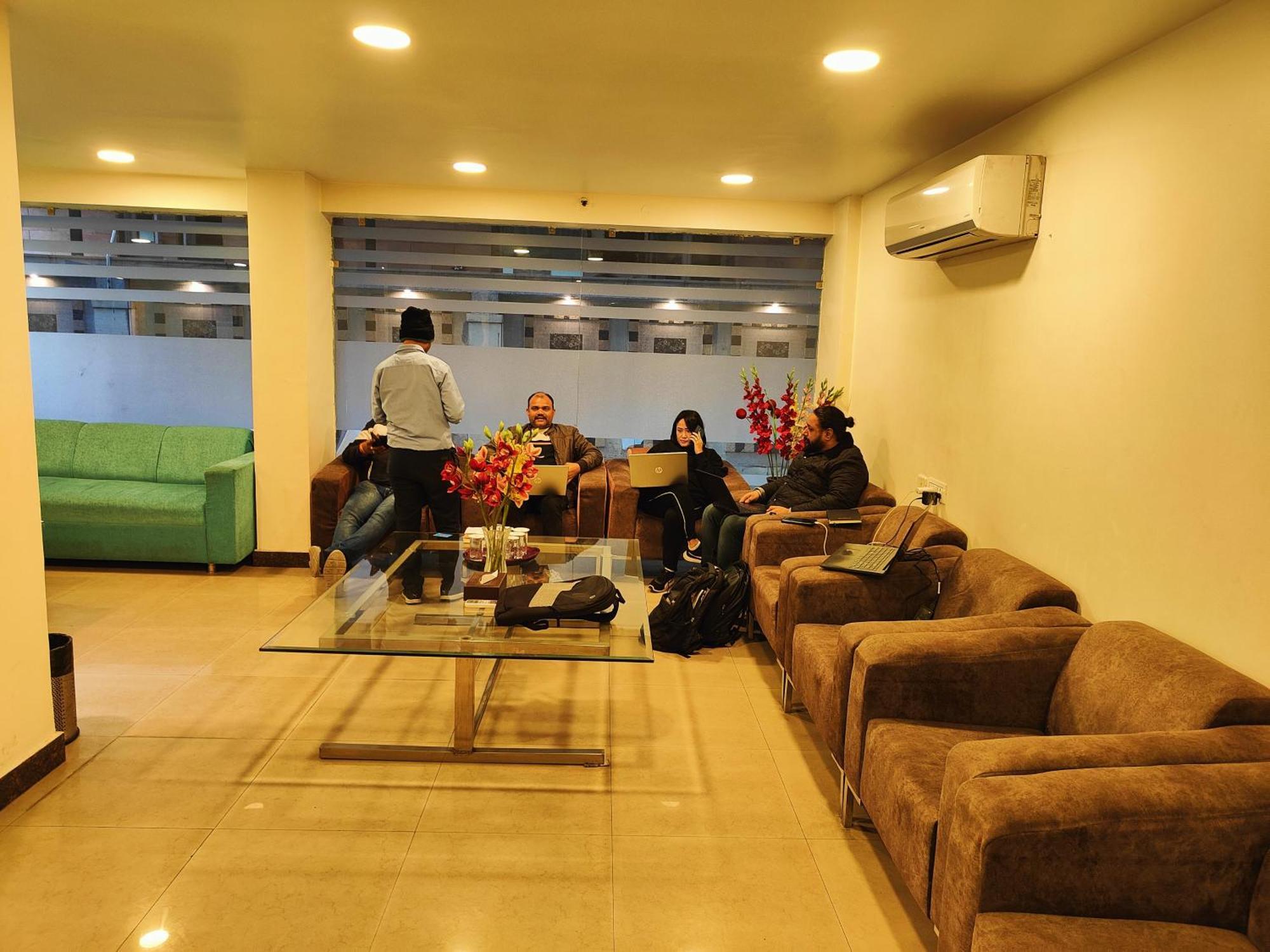 Rosemallow Hotel Yeni Delhi Dış mekan fotoğraf