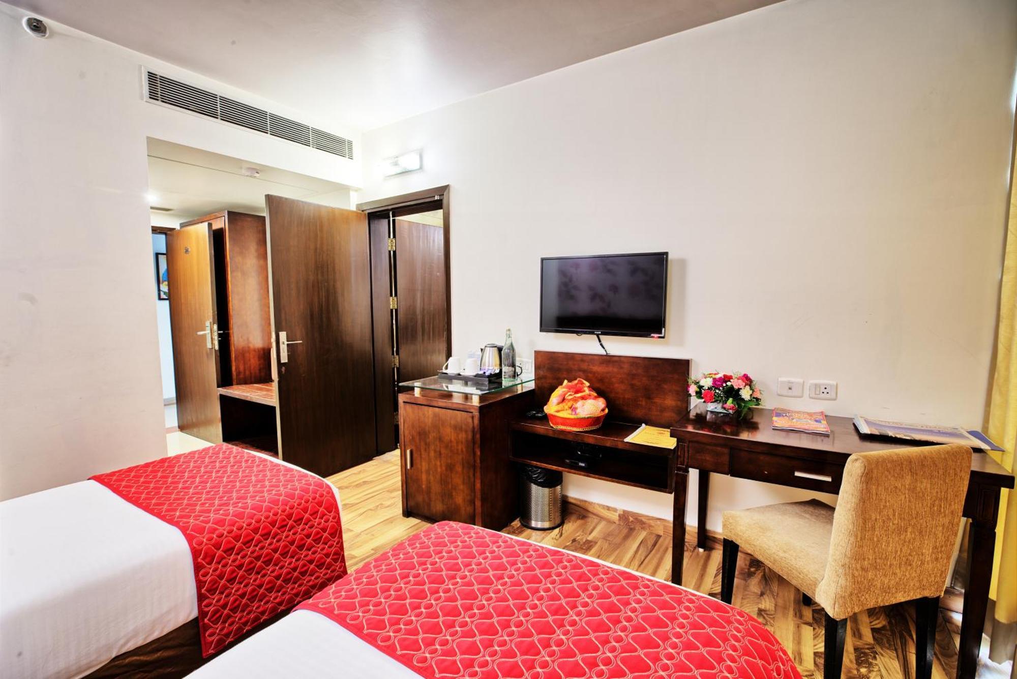 Rosemallow Hotel Yeni Delhi Dış mekan fotoğraf