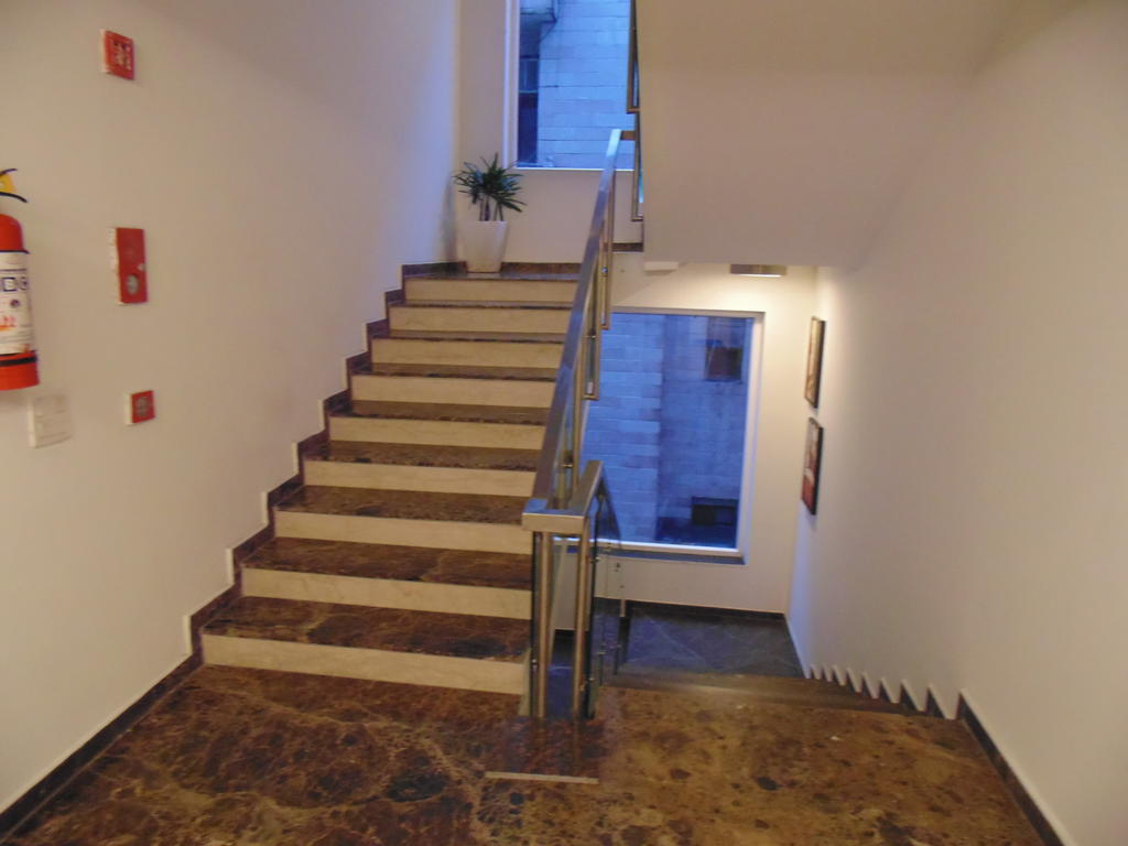 Rosemallow Hotel Yeni Delhi Dış mekan fotoğraf