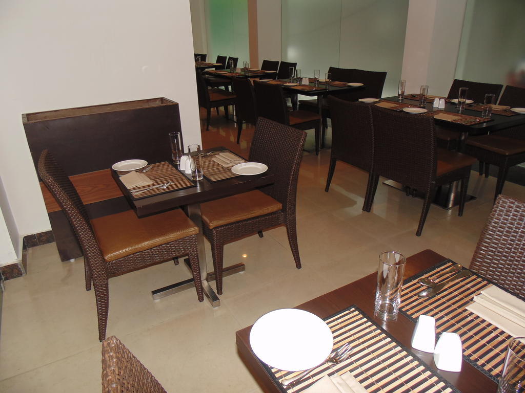 Rosemallow Hotel Yeni Delhi Dış mekan fotoğraf