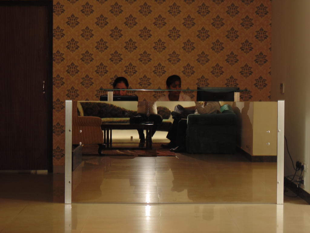 Rosemallow Hotel Yeni Delhi Dış mekan fotoğraf